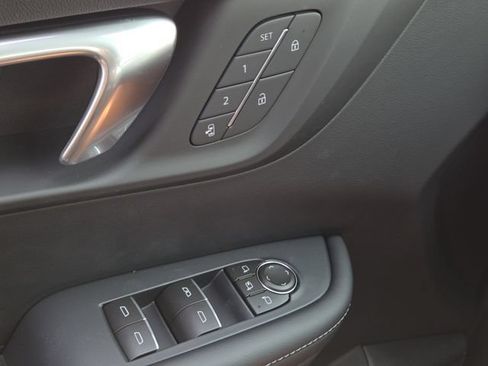 New 2026 Buick Enclave Sport Touring w/ Power Package FWD image 29
