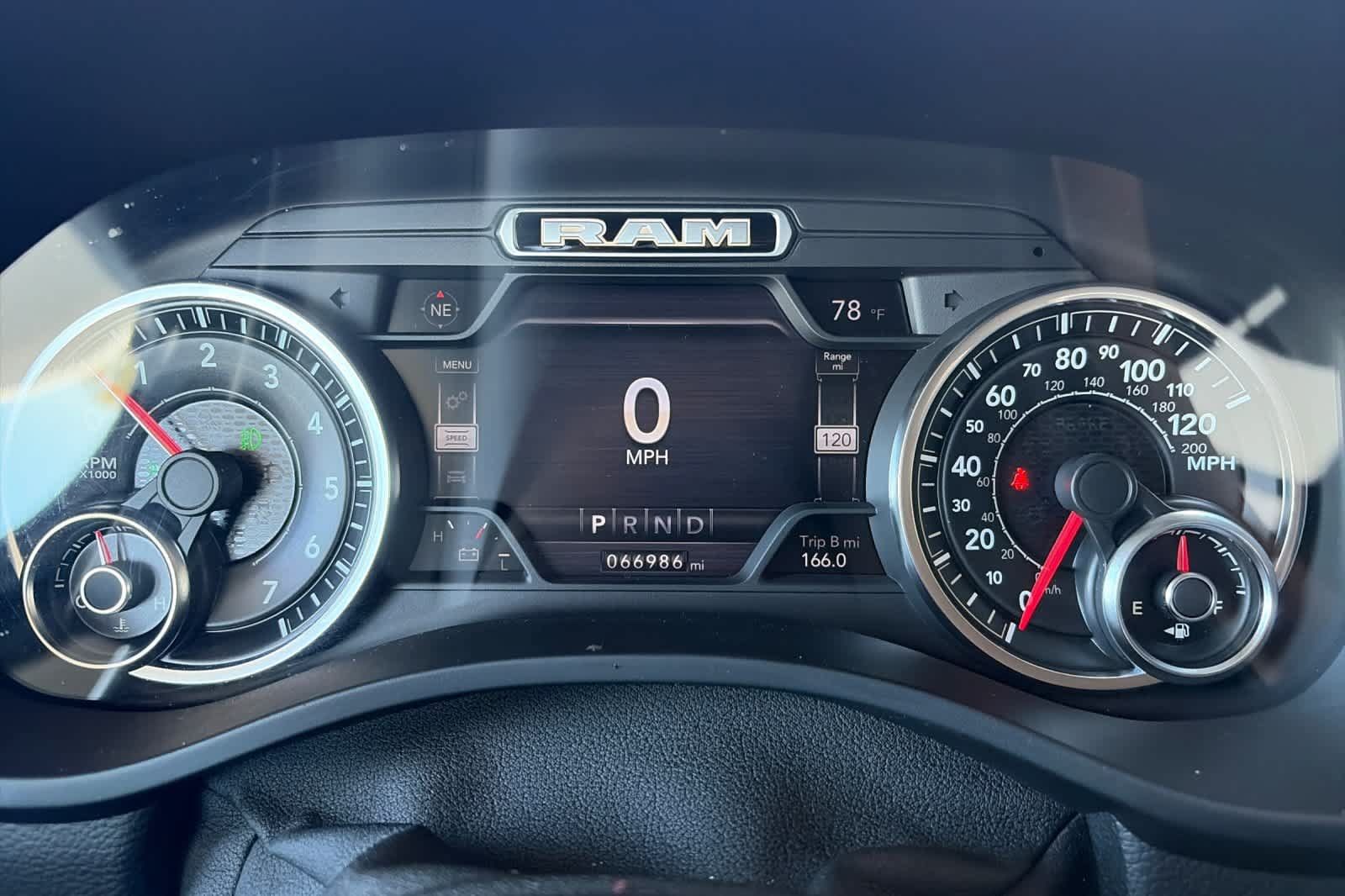 Used 2019 RAM 1500 Laramie AWD/4WD image 27