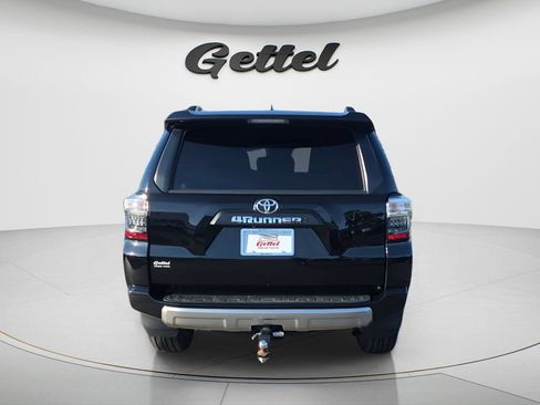 Used 2023 Toyota 4Runner TRD Off-Road Premium w/ Moonroof Package AWD/4WD image 6