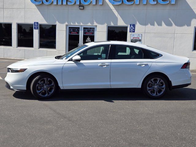 Certified 2023 Honda Accord EX image 7