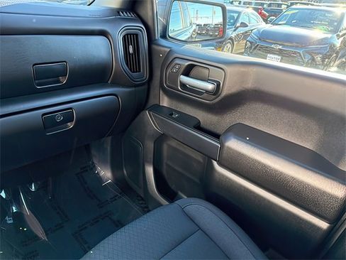 Used 2023 Chevrolet Silverado 1500 Custom image 23