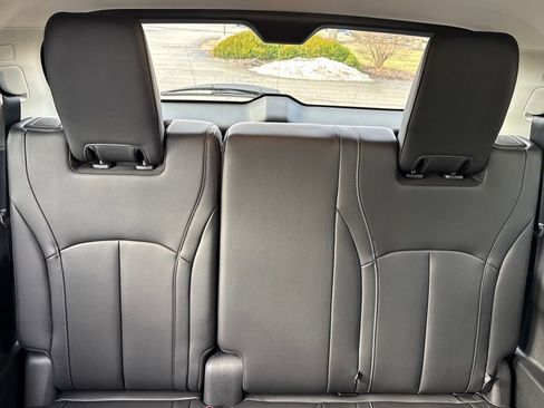 Certified 2025 INFINITI QX60 Luxe w/ Vision Package image 25