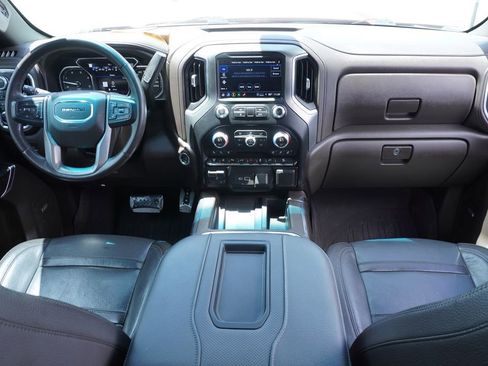 Used 2022 GMC Sierra 3500 Denali AWD/4WD image 8
