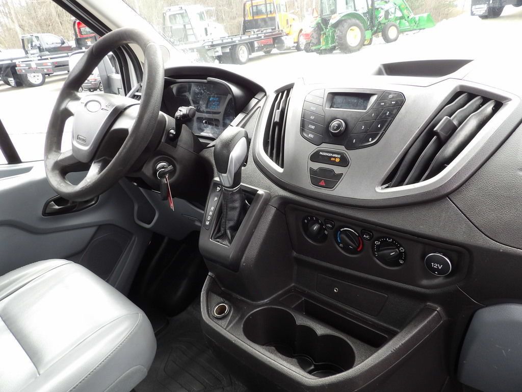 Used 2017 Ford Transit 250 138 RWD image 22