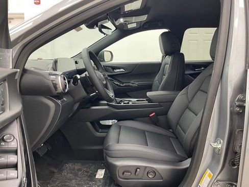 New 2026 Chevrolet Equinox LT AWD/4WD image 8