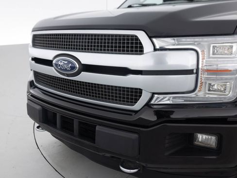 Used 2018 Ford F150 Platinum w/ Equipment Group 701A Luxury AWD/4WD image 16