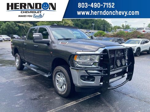 Used 2024 RAM 2500 Tradesman w/ Chrome Appearance Group AWD/4WD image 1