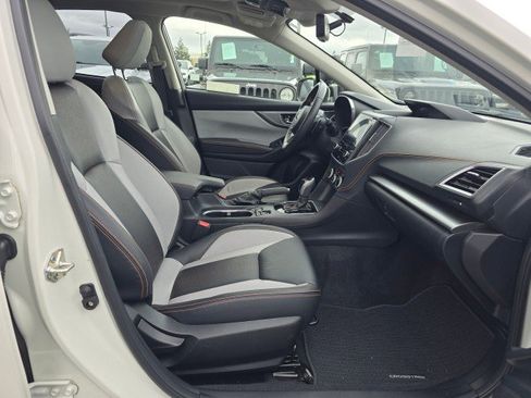 Used 2023 Subaru Crosstrek 2.5i Limited image 11