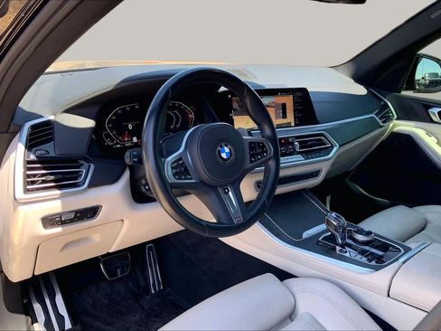 Used 2022 BMW X5 xDrive40i w/ M Sport Package AWD/4WD image 18