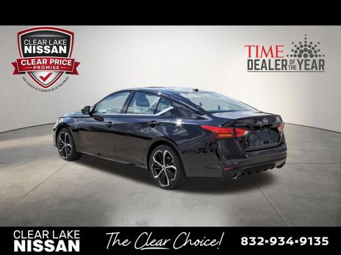 Certified 2025 Nissan Altima 2.5 SR FWD image 5