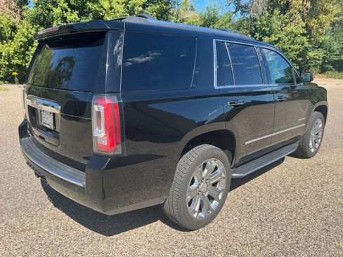 Used 2018 GMC Yukon Denali w/ Open Road Package AWD/4WD image 8