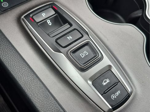 Certified 2024 Honda Ridgeline Sport image 15