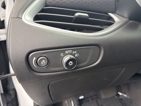 Used 2023 Chevrolet Malibu LT image 29