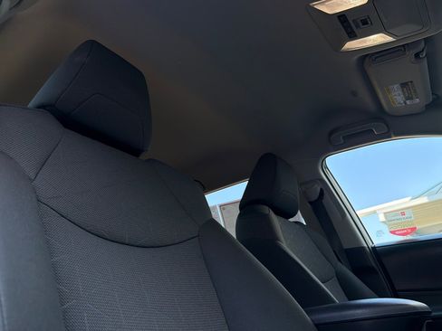 Certified 2025 Toyota RAV4 XLE AWD/4WD image 17
