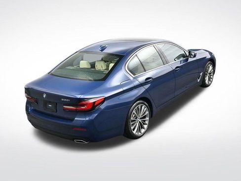 Used 2023 BMW 530i w/ Premium Package image 22