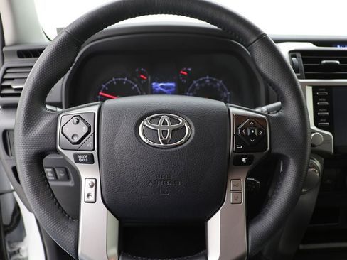 Used 2024 Toyota 4Runner SR5 image 18