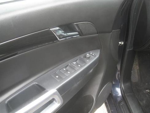 Used 2014 Chevrolet Captiva Sport LTZ image 18