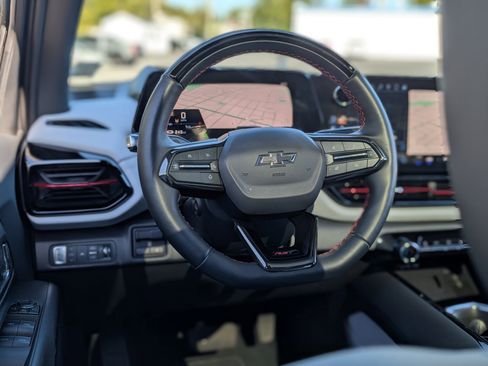 New 2025 Chevrolet Silverado EV RST image 17