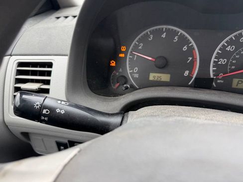 Used 2010 Toyota Corolla image 9