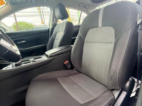 Used 2020 Nissan Sentra SV FWD image 8