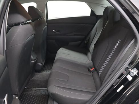 Used 2021 Hyundai Elantra SEL FWD image 24