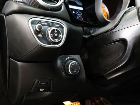 Used 2016 Ferrari California T image 13