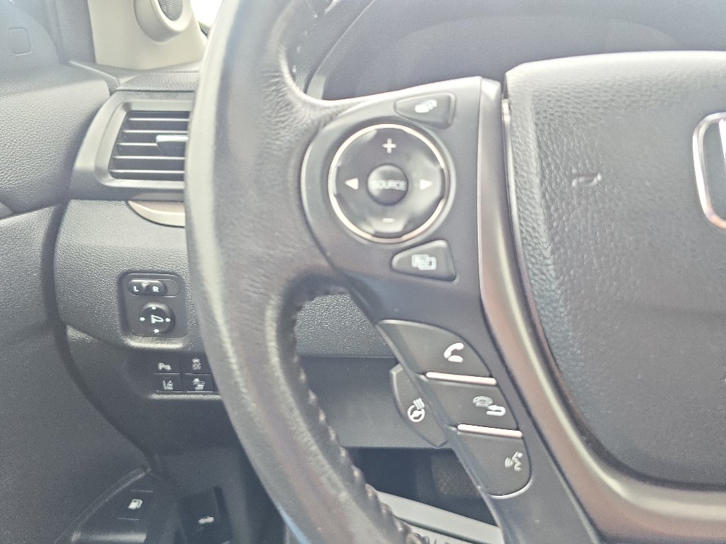 Used 2023 Honda Ridgeline RTL-E image 25