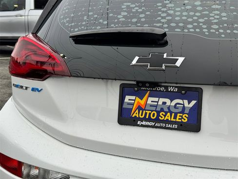 Used 2019 Chevrolet Bolt Premier w/ Infotainment Package image 13