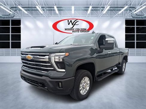 Used 2025 Chevrolet Silverado 2500 LTZ w/ LTZ Convenience Package AWD/4WD image 7