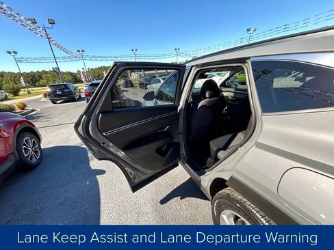 Used 2024 Hyundai Tucson SEL image 16