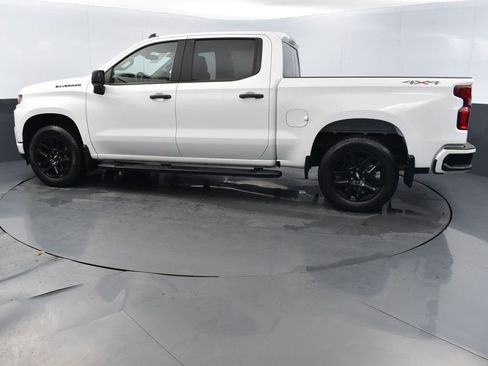 Used 2021 Chevrolet Silverado 1500 Custom image 2