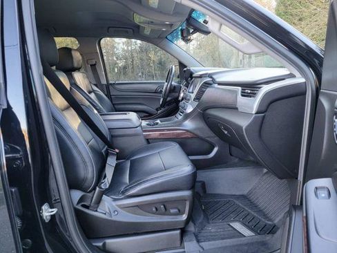 Used 2018 GMC Yukon XL SLE image 23