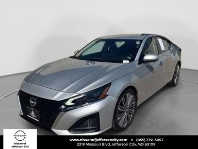 Used 2023 Nissan Altima 2.5 SL