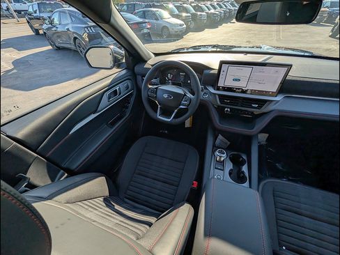 New 2026 Ford Explorer ST-Line w/ ST-Line Street Pack AWD/4WD image 15
