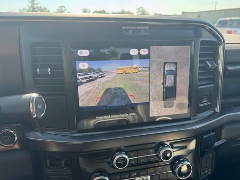 New 2026 Ford F350 Lariat w/ Black Appearance Package image 37