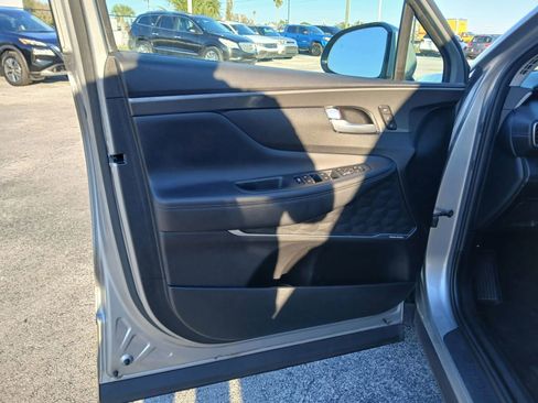 Used 2023 Hyundai Santa Fe Limited image 11
