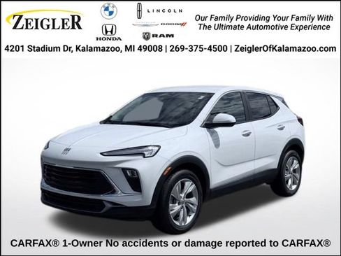 Used 2024 Buick Encore GX Preferred FWD image 1