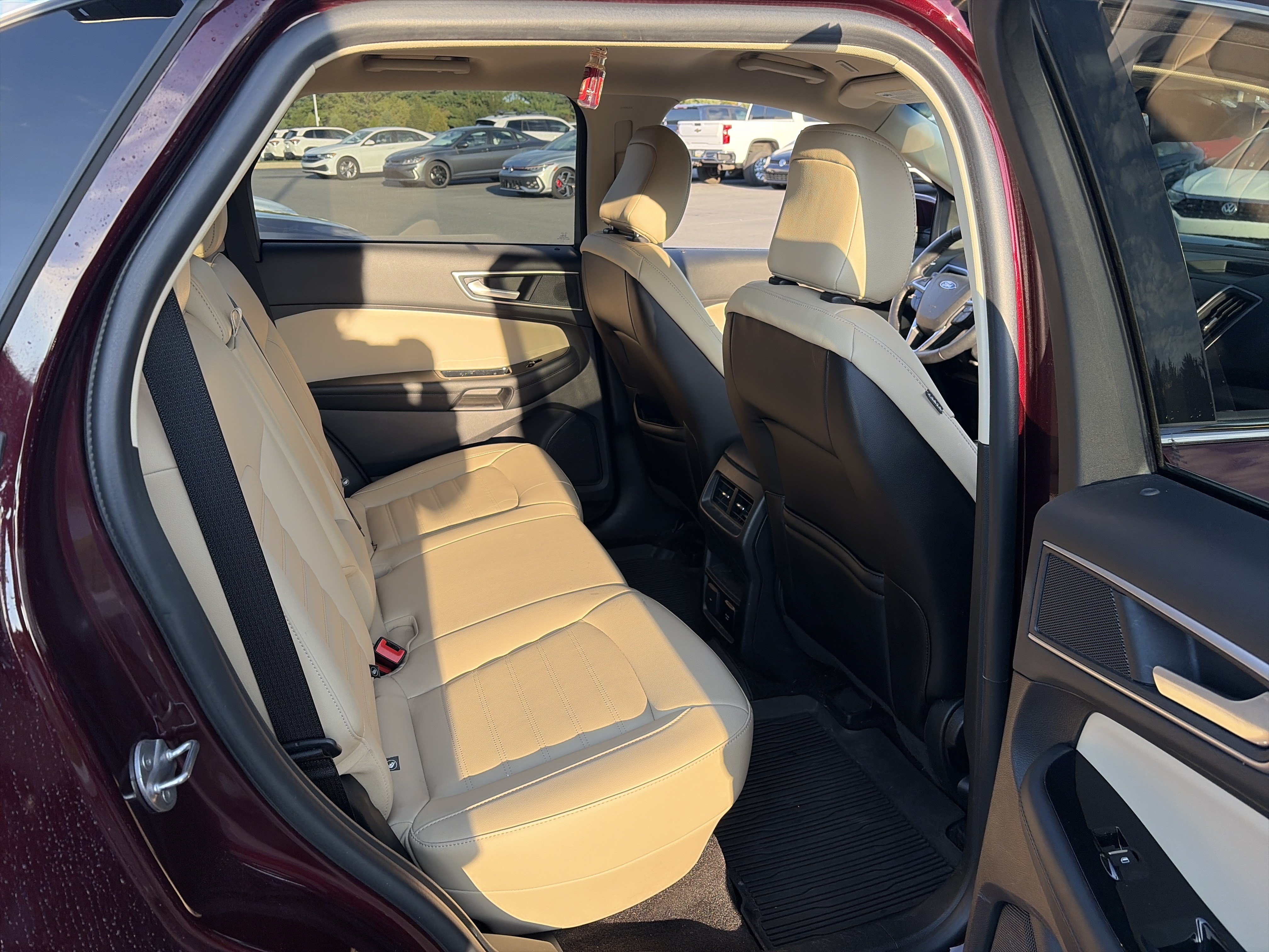 Used 2020 Ford Edge SEL w/ Convenience Package AWD/4WD image 21