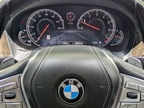 Used 2018 BMW 750i xDrive AWD/4WD image 27