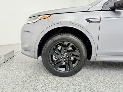 Used 2025 Land Rover Discovery Sport S image 26
