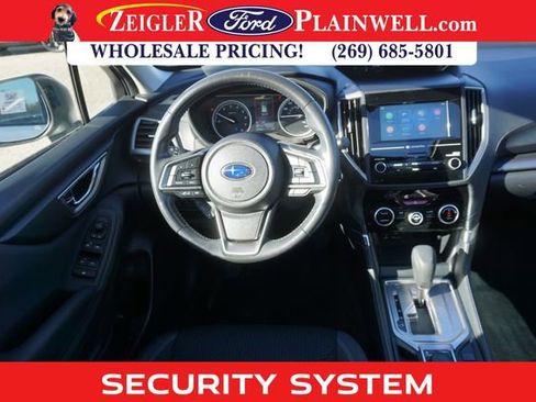 Used 2024 Subaru Forester Premium image 13