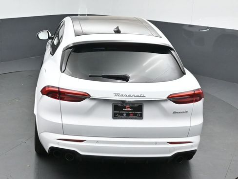Used 2023 Maserati Grecale Modena AWD/4WD image 39