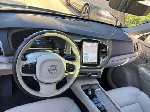 Used 2024 Volvo XC90 T8 Plus w/ Protection Package Premier image 3