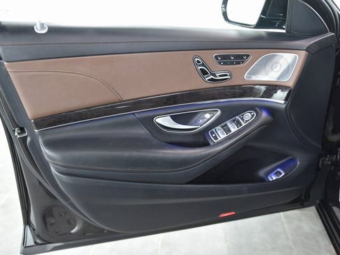 Used 2014 Mercedes-Benz S 550 Sedan image 9