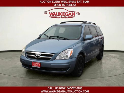 Used 2008 Hyundai Entourage GLS FWD image 1