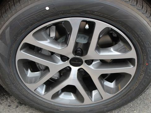 New 2026 Land Rover Defender 110 S image 8