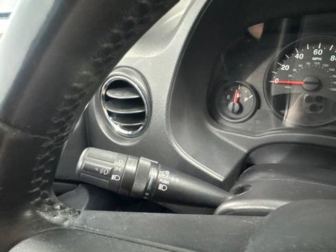 Used 2011 Jeep Compass Latitude AWD/4WD image 30