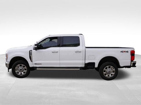 Used 2026 Ford F350 Lariat w/ Chrome Package AWD/4WD image 9