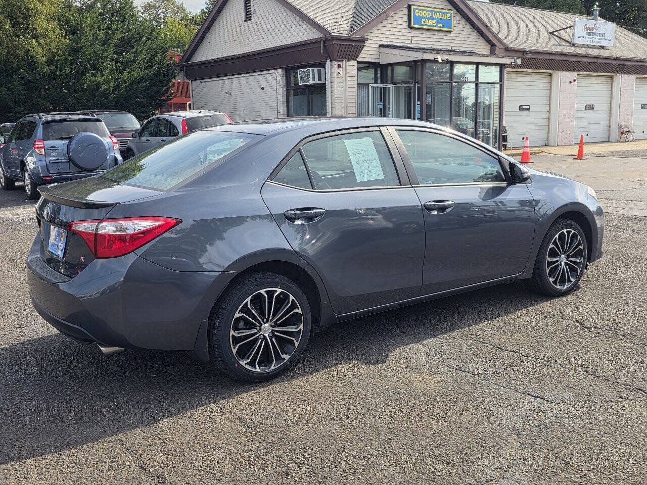Used 2016 Toyota Corolla S FWD image 9