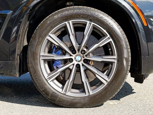 Used 2024 BMW X5 M60i w/ Executive Package image 12